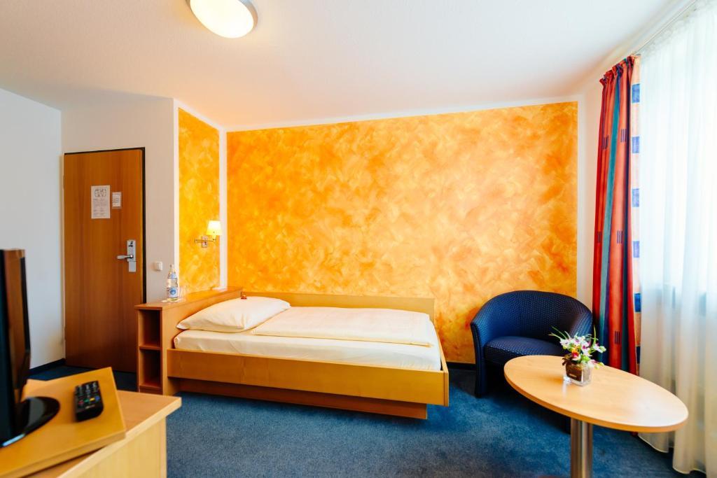 Hotel Graf Lehndorff Zur Messe München Ngoại thất bức ảnh