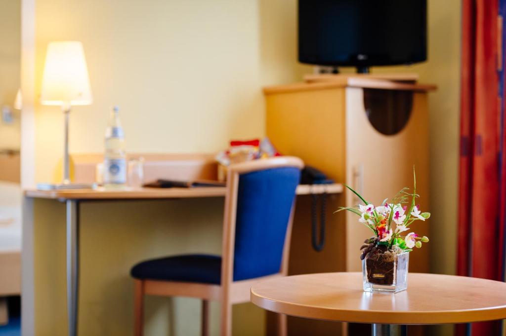 Hotel Graf Lehndorff Zur Messe München Ngoại thất bức ảnh